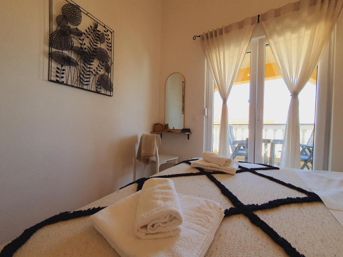 Apartman Mila Barbat na Rabu エクステリア 写真