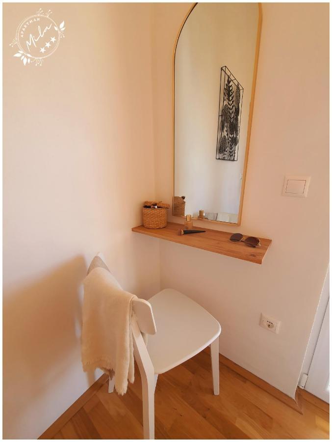Apartman Mila Barbat na Rabu エクステリア 写真