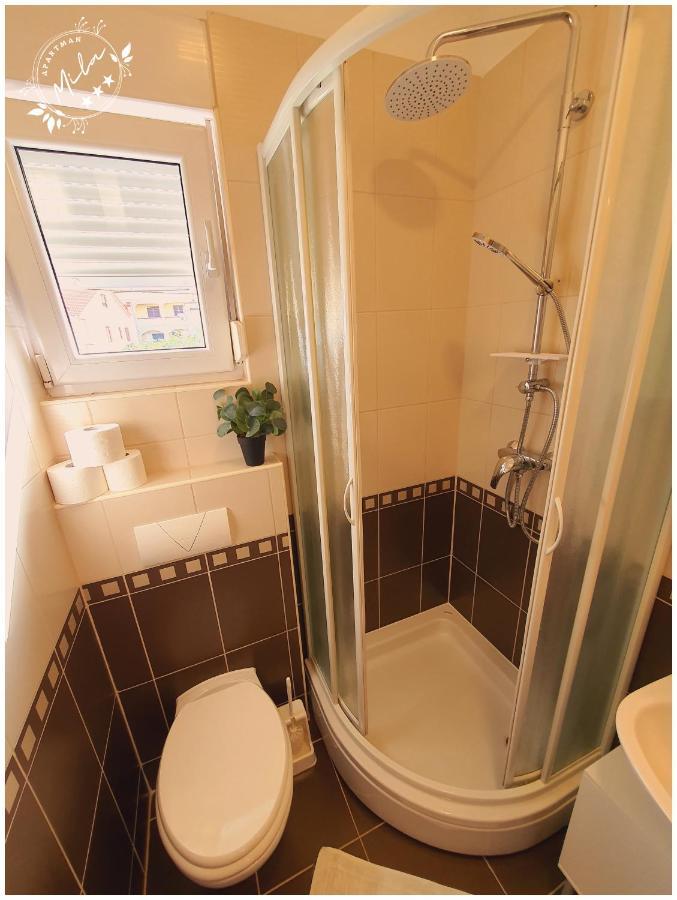 Apartman Mila Barbat na Rabu エクステリア 写真